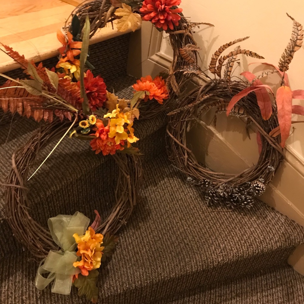 Fall Decor / Wreaths - Picture 2 of 5
